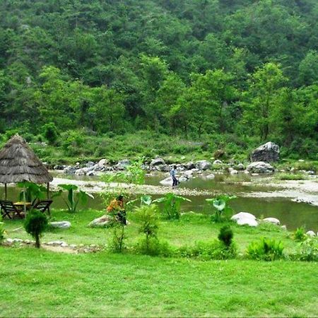 Elephant Brook Resort Rishīkesh Екстериор снимка